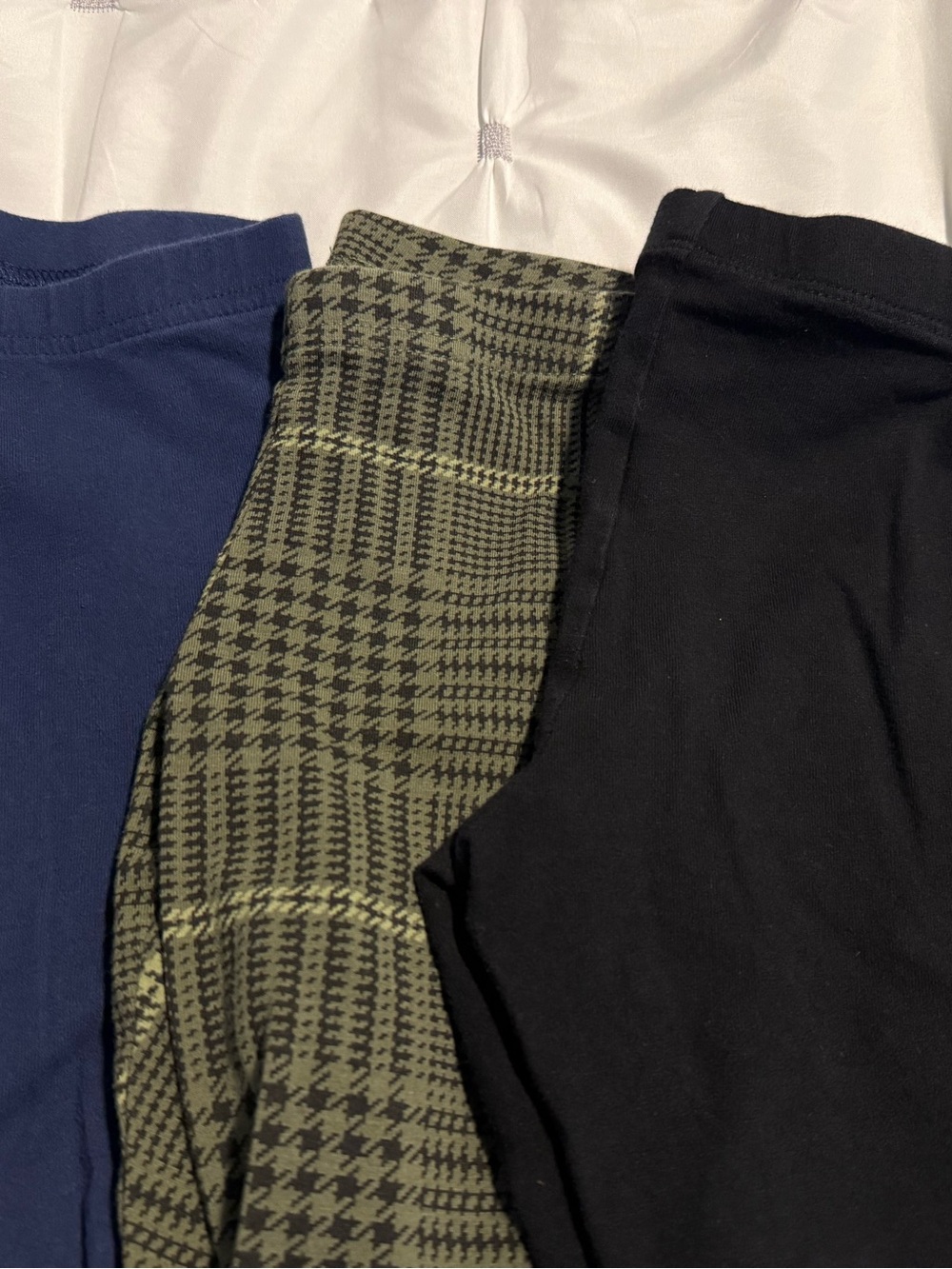 SET OF THREE Old Navy girls Leggings Bundle - Navy, Olive Houndstooth, Black